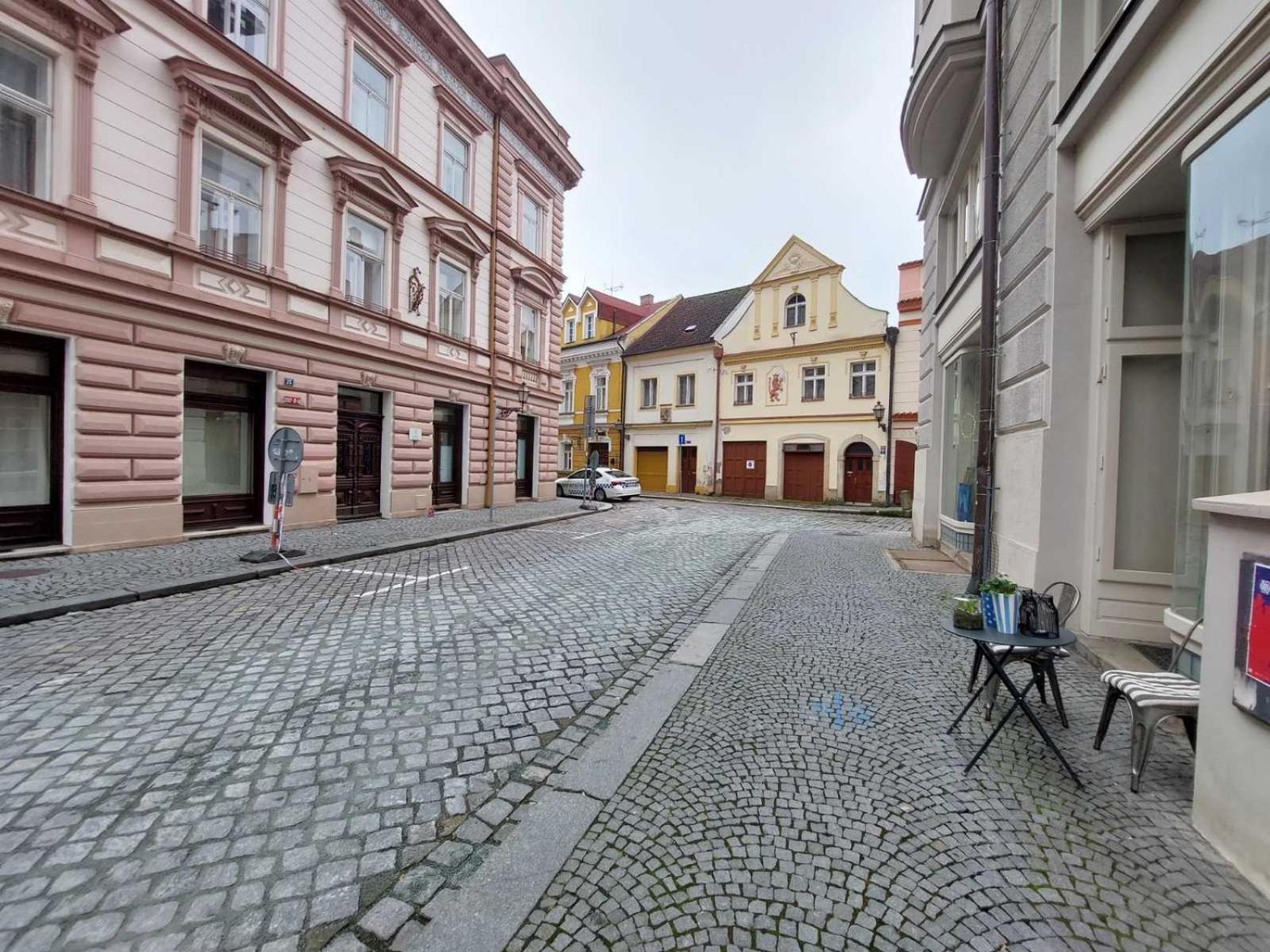 Exkluzivni Apartman V Prizemi V Hradci Kralove Hradec Králové Екстериор снимка